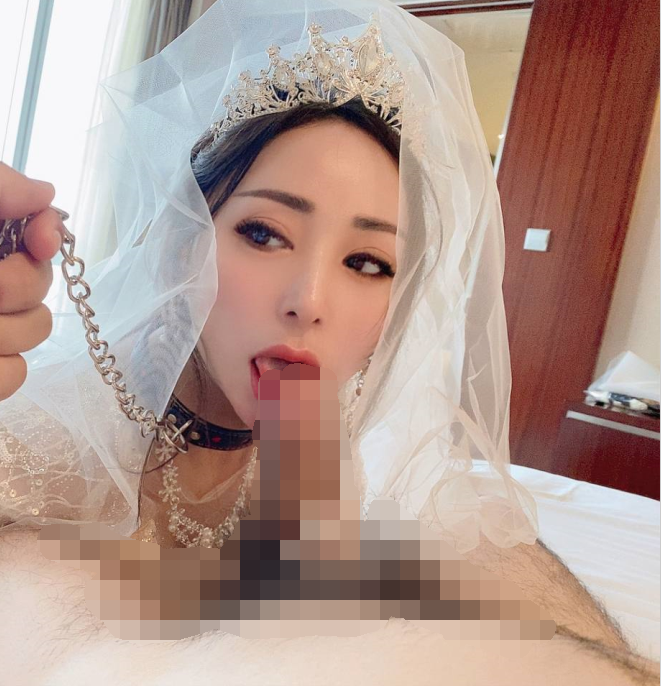 推特极品母狗-兔兔-高价vip视图合集(700P,21V,1.11G)
