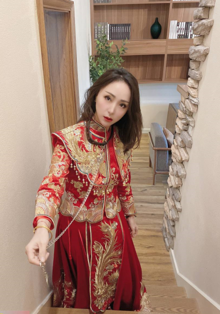 推特极品母狗-兔兔-高价vip视图合集(700P,21V,1.11G)