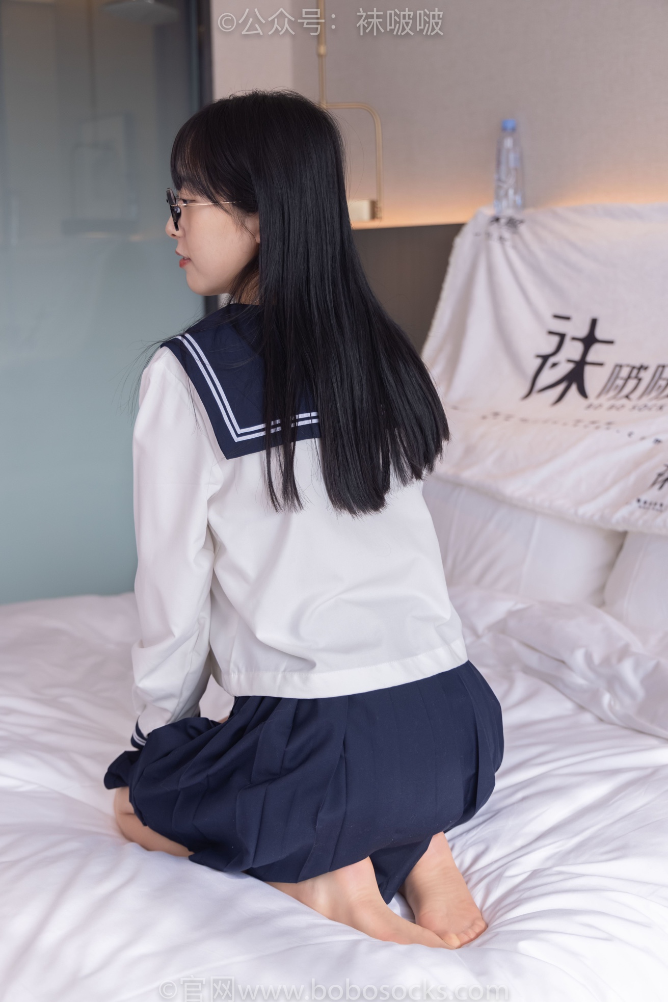 [袜啵啵] 积分限定作品 NO.005 【134P+1V/4.12G】