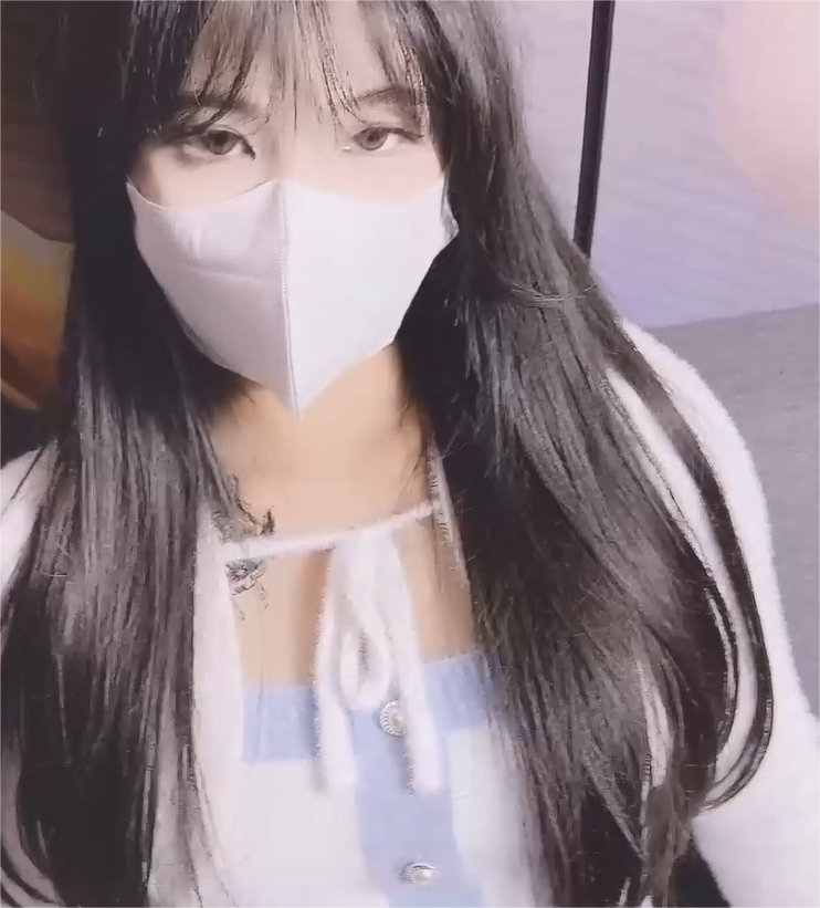 小敏儿 -榜一老板线下输出性感女主播 529M