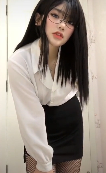 在下小羊   207V/1G