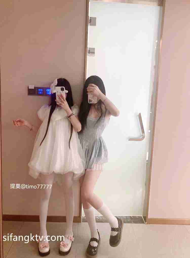 【44p+13v】双飞极品女孩『Timo77』最新唯美性爱 双凤争屌