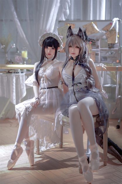 面饼仙儿&半半子 Arknights 黑x森蚺ハレエ 56P-483MB