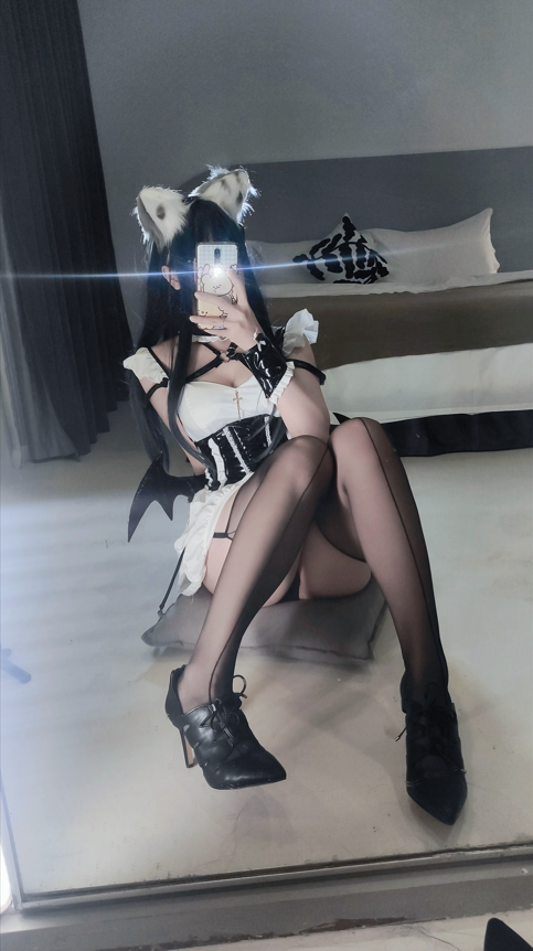 洛桑w伊梓 - NO.05 猫耳小恶魔 【42P3V384M】