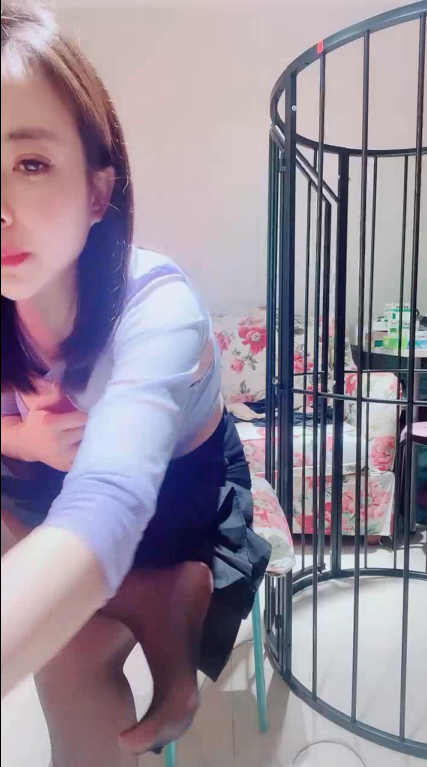 源码自录-足控-易直播 baby思思 9(1V,680M)