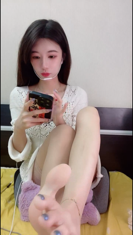 源码自录-足控-易直播 一只嘟嘟 10（2V,1.78G）