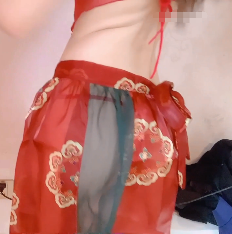 福利姬-耀灵-凤女（1V,745M）