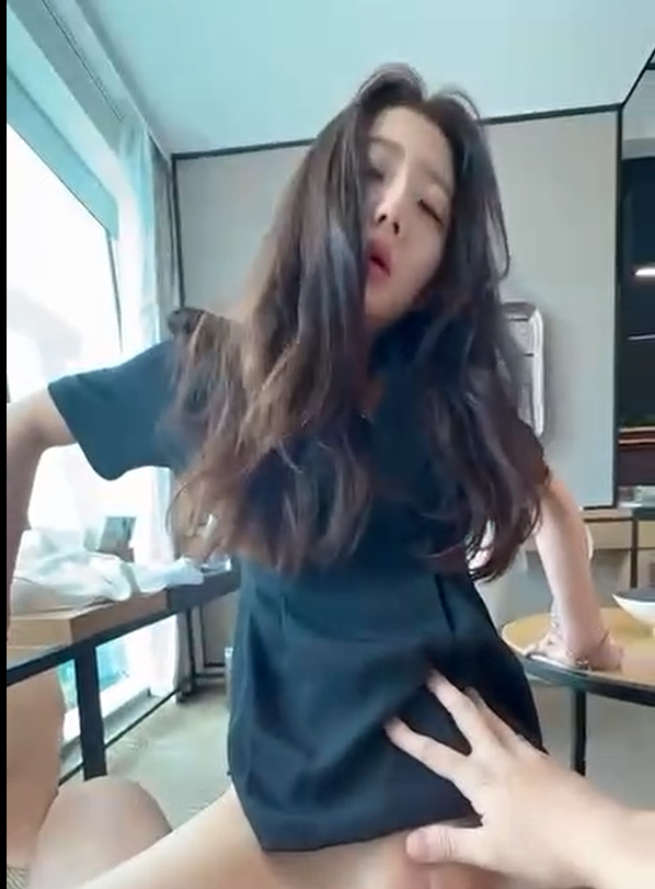 【张津瑜】知名反差婊