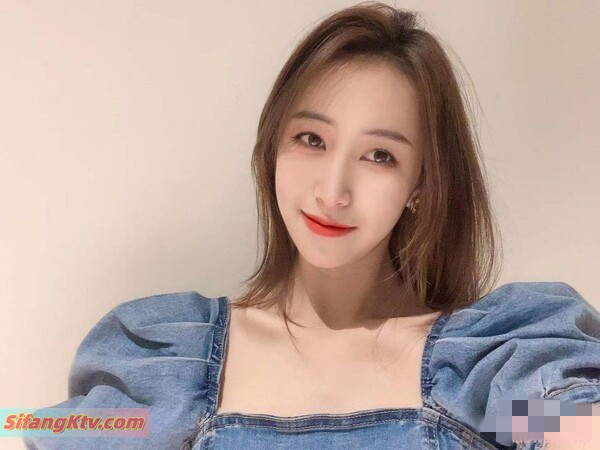 反差婊超多漂亮淫妹啪啪口交自慰合集 [64V440P+640.36MB]