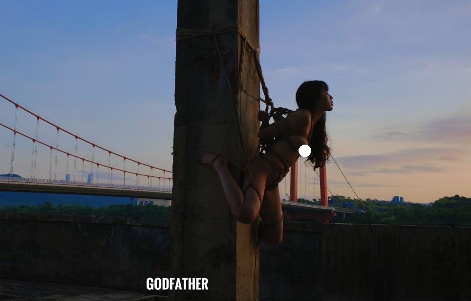 另类情色唯美路线摄影大咖【教父Godfather】女体艺术女神级别模特