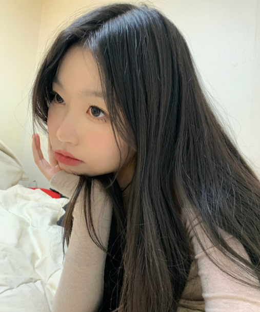 onlyfans极品清纯妹子-yumi_03-视图合集（127P,28V,1.4G）