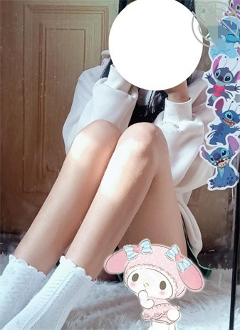 海角社区惊现乱伦女色狼在KTV和表哥做了一次 为了哄表哥在宾馆又操了一次 486M
