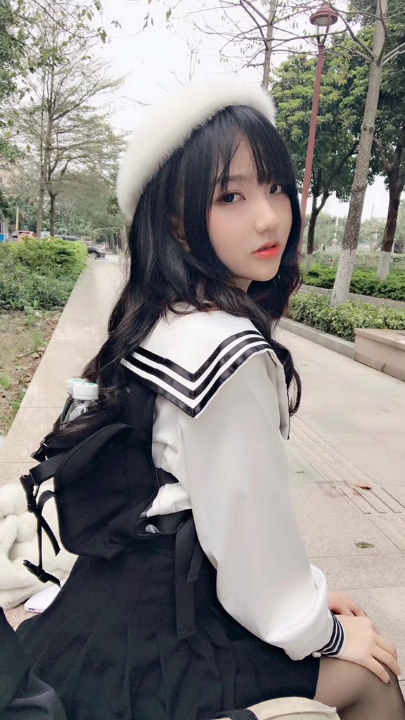 某推网红九狐仙之你夏总（56p+1v)270M
