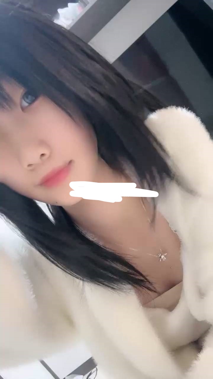 80多斤苗条妹妹！贫乳超粉嫩穴！[1V998M]