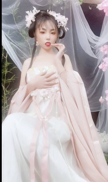 爆机少女喵小吉-2月助眠视频(9V,3.92G)