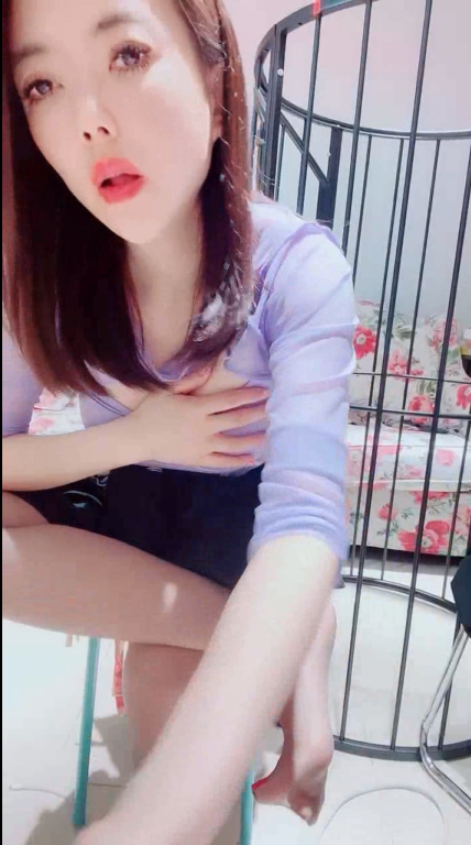 源码自录-足控-易直播 baby思思 11(1V,481M)