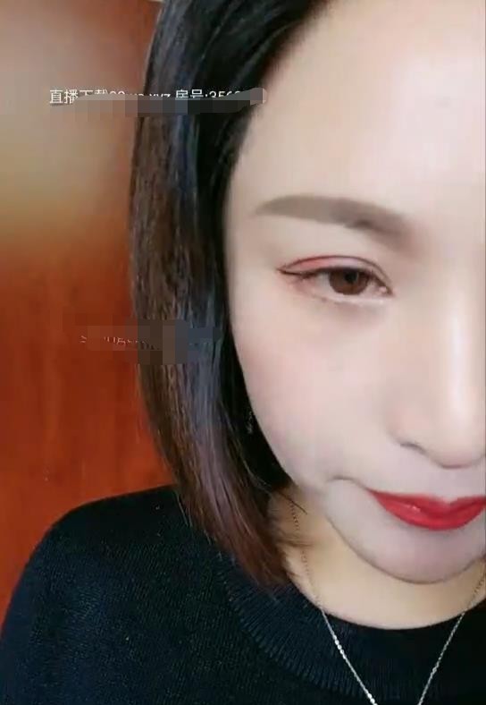 饱满巨乳-被情伤过的女人：公园勾搭大爷、帅哥，可惜胆子太小，少妇郁郁而疾。勾引对话激情！ 374M