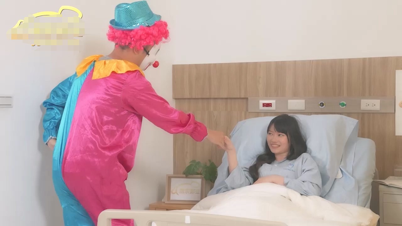 精东影业 JD-137《欢乐小丑的性幻想》 574M