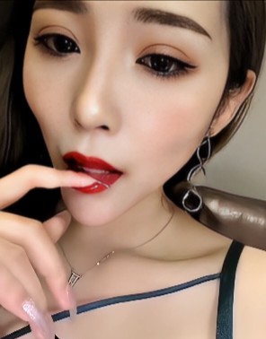 极品福利姬美女【之秀人网女神级 周慕汐4K 大尺度视频】福利颜值在线【1V 666M 】