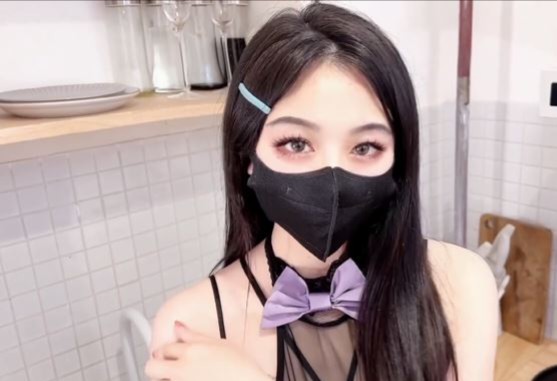 三月樱花（不见星空）-恶魔娇妻的居家日常 299M
