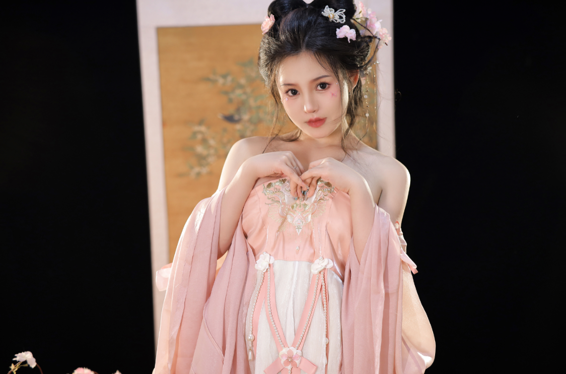 【cos写真】桃暖酱-旗袍白月光/汉服古风（入梦）2套[120P 1051MB]