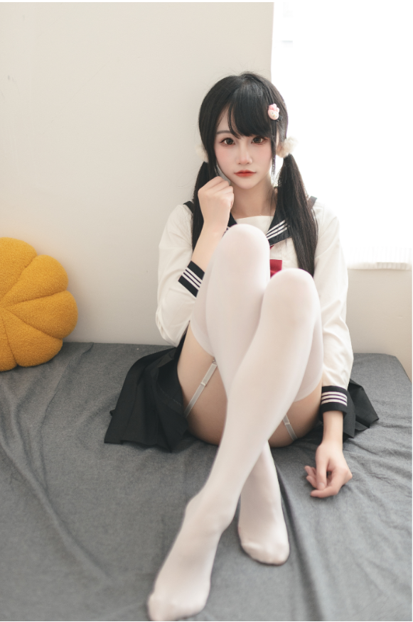 嗷呜酱-水手服[48P 410MB]