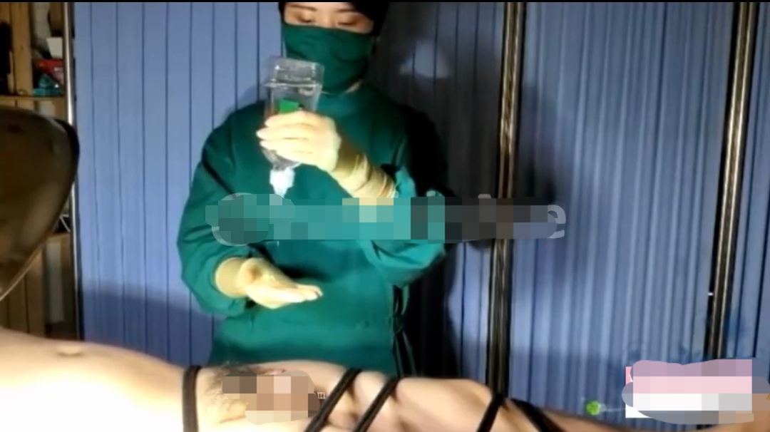 [磁力链接] 南京子玥女王 医院帮狗奴打飞鸡，捆绑推油手法超赞一小会就出货。
