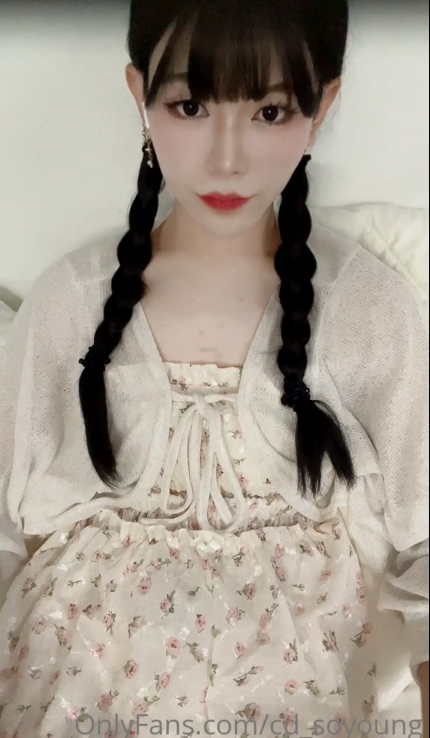 另类261弹-onlyfans 韩国Ts  soyoung 视图小合集（7P,12V,547M）