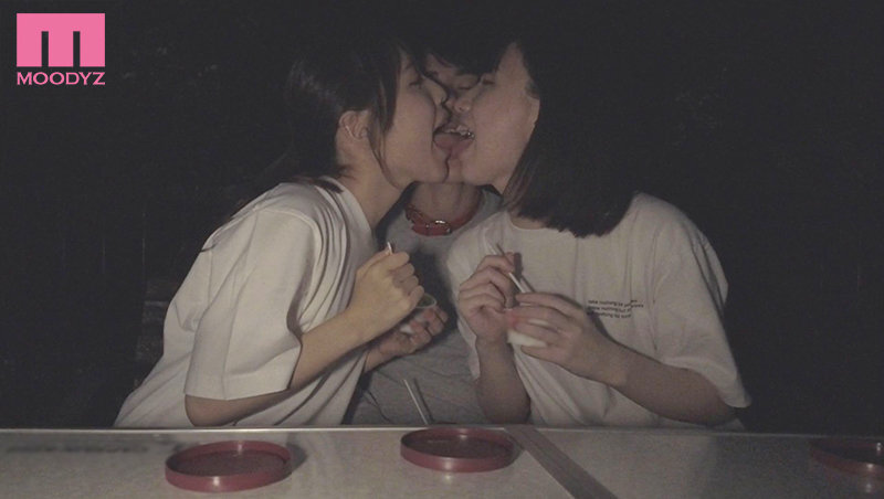 美少女双飞 男优也是大帅比 好片不可多得