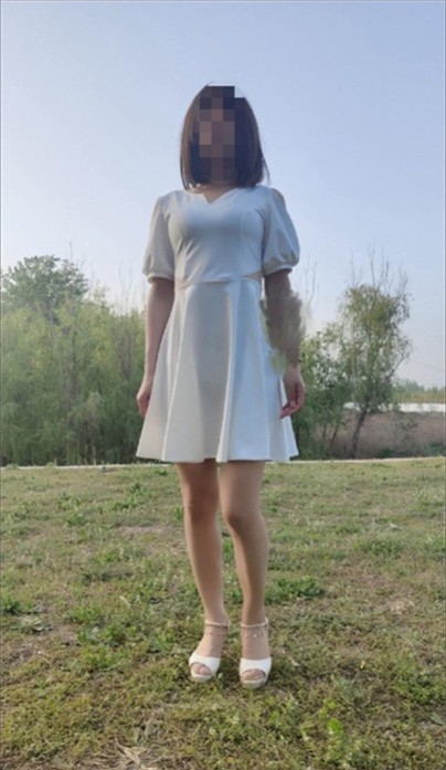 【最新封神-极品乱伦】海角惊现痴女大神与公公乱伦-和公公野战露出操逼 爆裂黑丝 怒操射满骚逼 310M