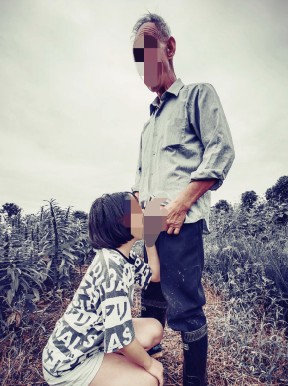 露出界天花板级别狂人！高颜露脸反差婊推特网红【plas啪酱】各种场所人前露出紫薇打炮 1250M