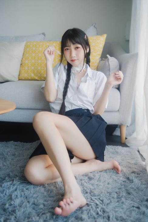 不呆猫 – 牛奶少女 80P+4V-318M