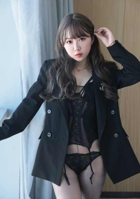 女菩萨-小女巫露娜-秋秋(104P,1.35G)
