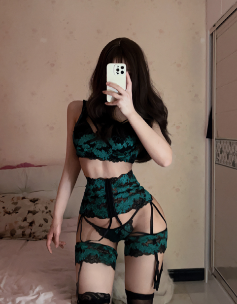 微密圈骚鸡-姐姐_LaLion-4.3最新-巨乳学妹既视感(32P,1V,100M)