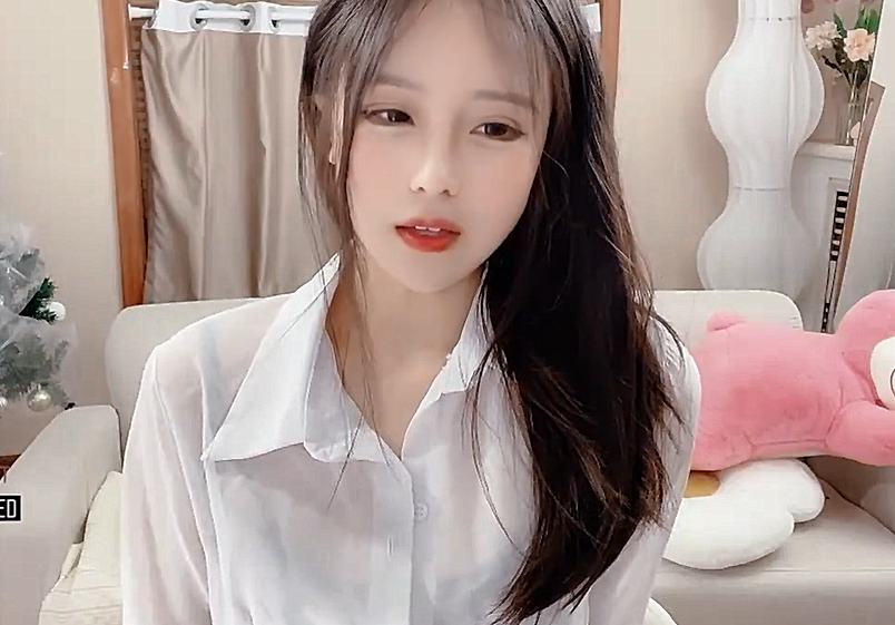 SP站主播【JennyJoice】4月15日直播视频