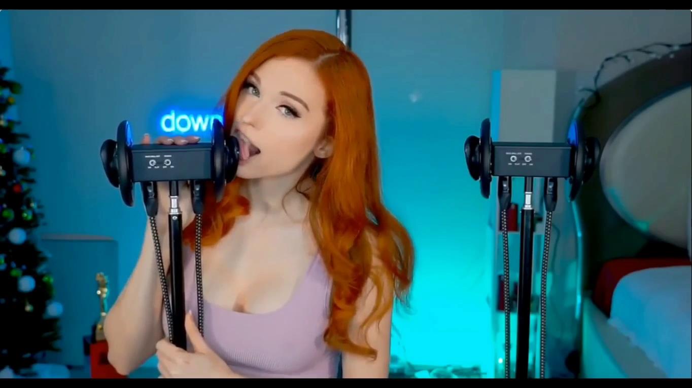 [Amouranth ASMR]硬搬油管猫咪女孩舔耳+睡衣2v350m