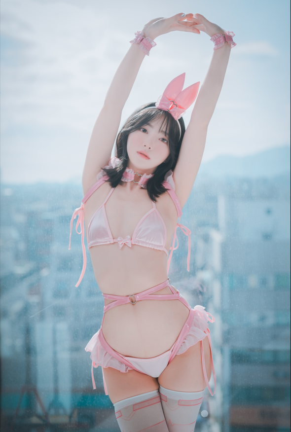 DJAWA Photo – NO.313 HaNari (하나리) - My Pinky Valentine 【131P1.48G】