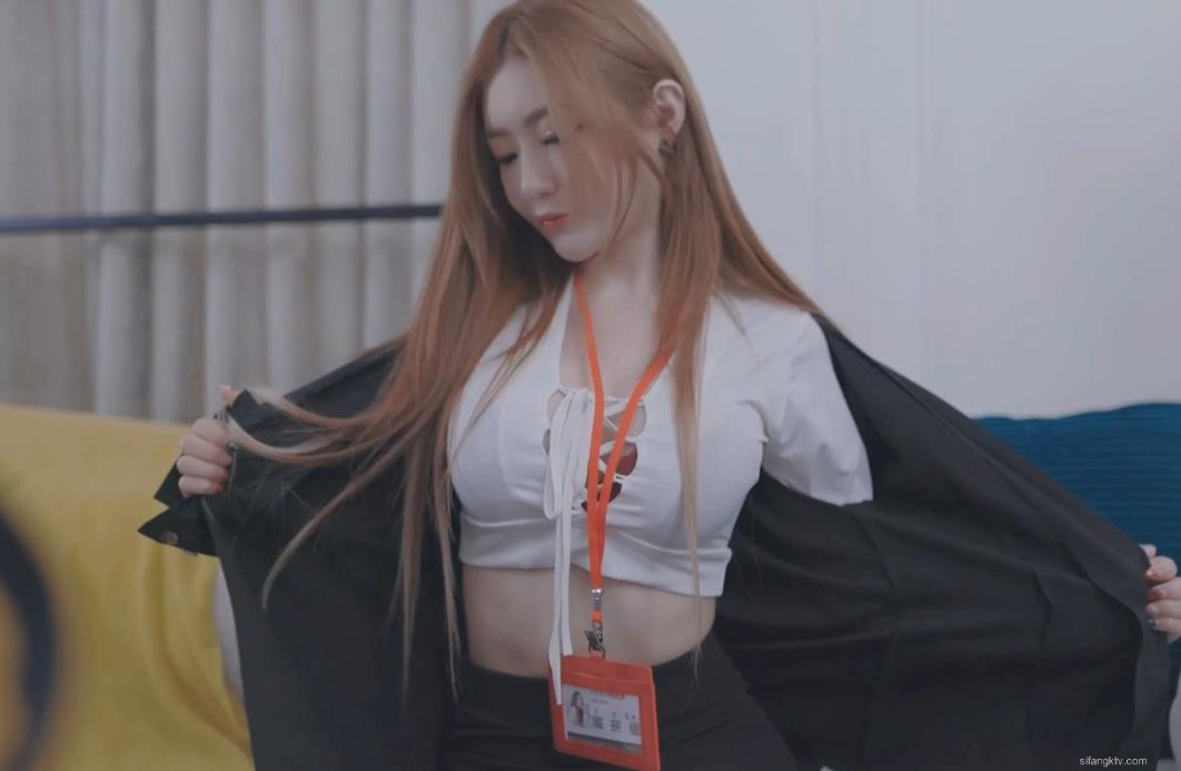璃奈酱 – 下班后诱惑本能 1V-743M