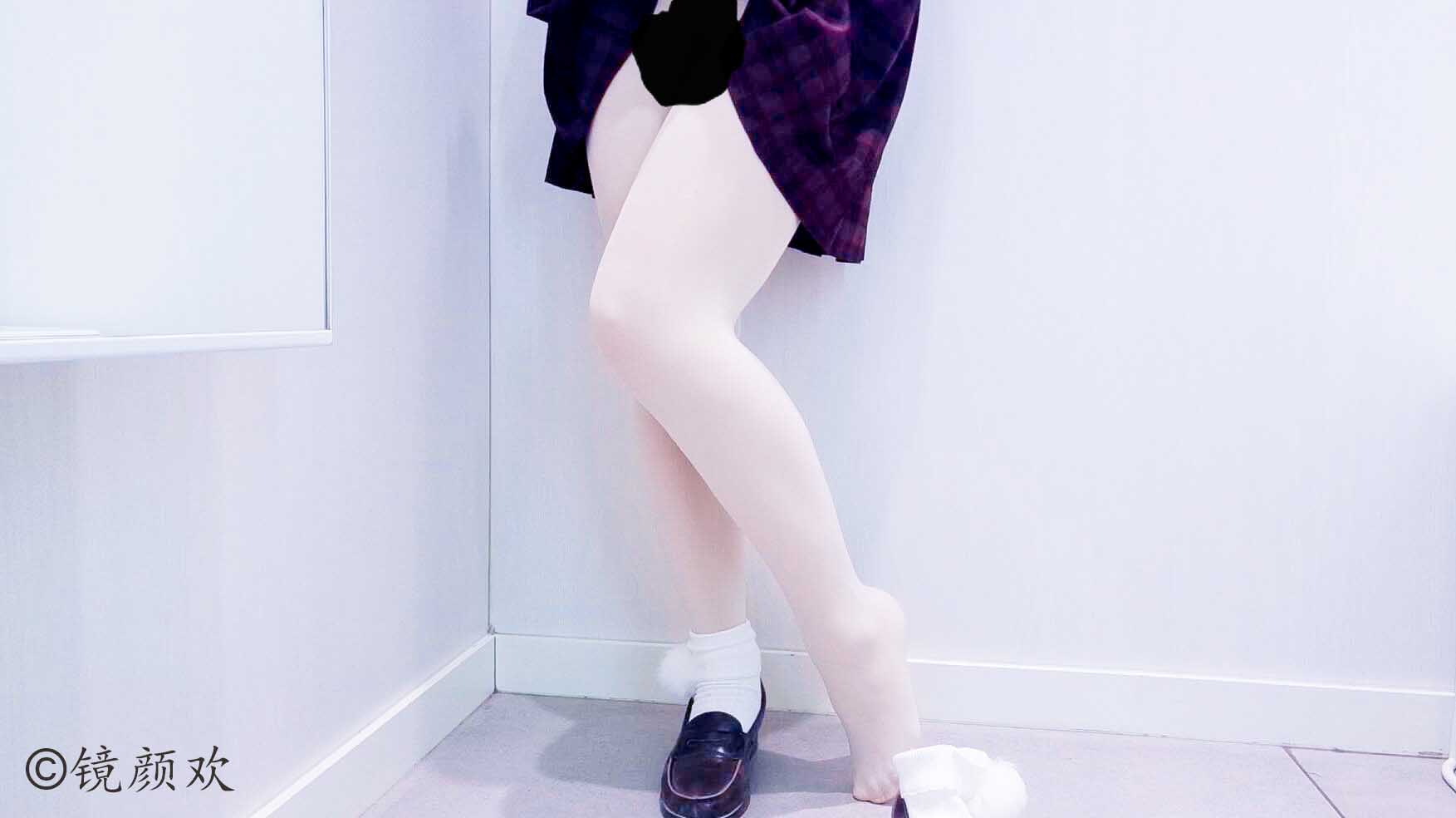 古早福利姬镜欢颜-试衣间の药效发作【2V+27P】【313MB百度云】