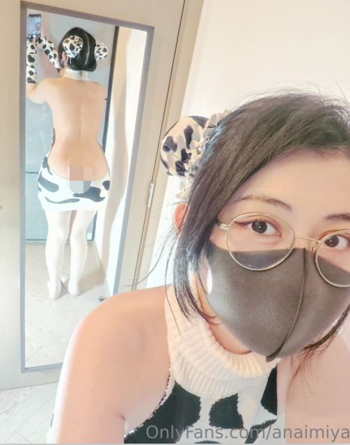 推特人气母狗-奶咪-onlyfan 4月合集  原版（41P,9V,350M）