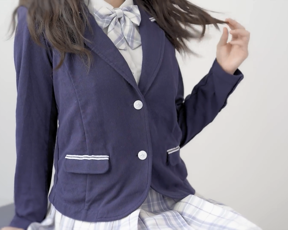 p站超人气妹子-下面有根棒棒糖(loliiiiipop99)-蓝色JK(1V,124M)