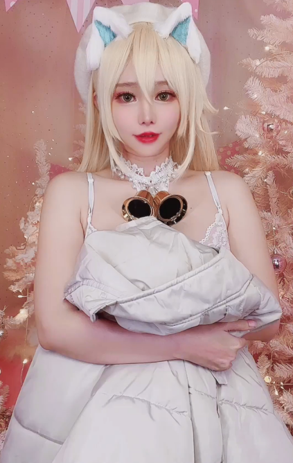 onlyfans超人气cos 女菩萨-meenfox-雷电将军+猫耳荧妹 自慰长视频(2V,916M)