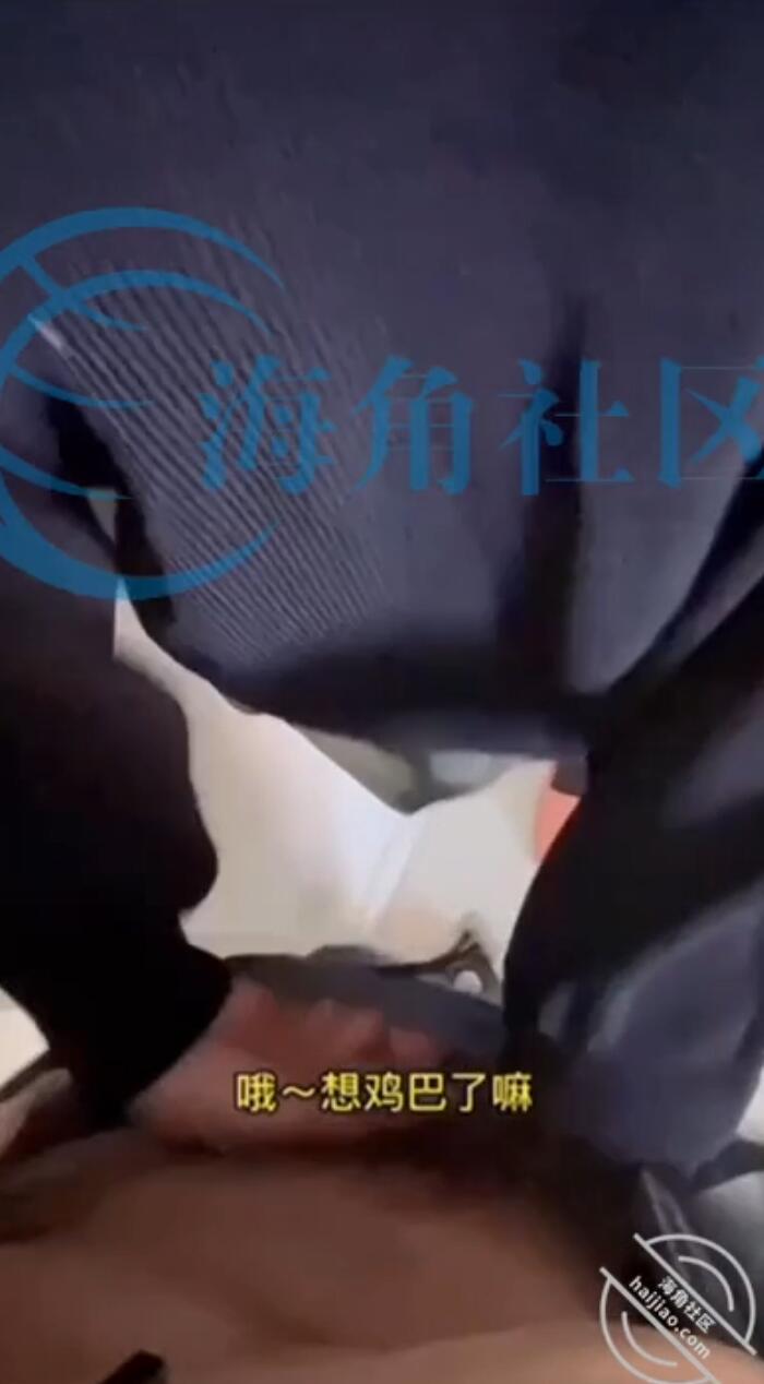 海角 当着孩子面干他妈妈 精彩对话 [1V-451MB]