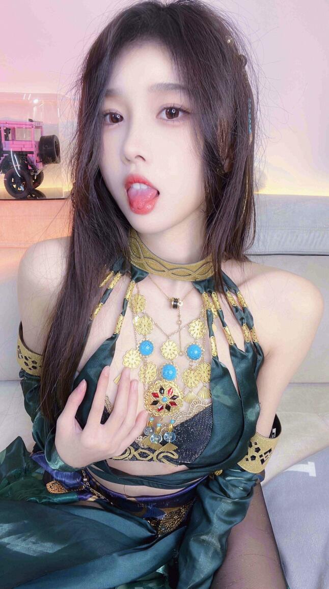 小奶瓶儿 迦南 无水印 [17P1V-132MB]