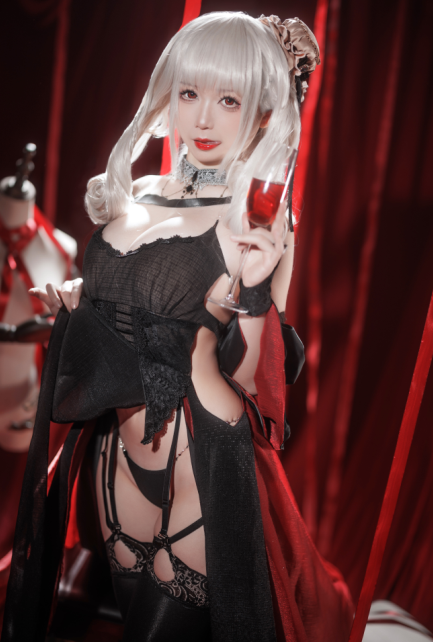 人气cos-樱落酱w-碧蓝航线 吕佐夫礼服(30P,253M)