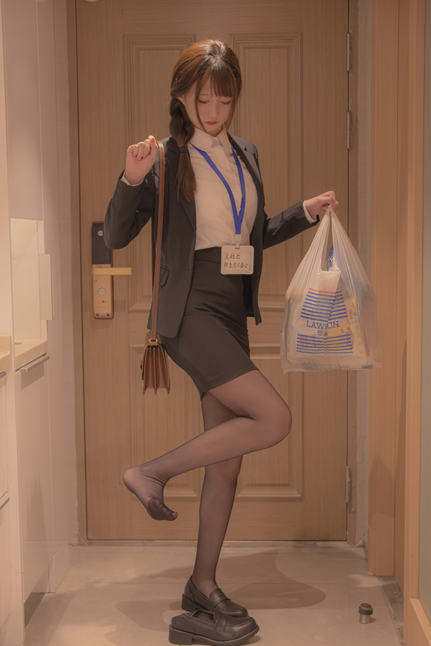 【Nagisa魔物喵】最新订阅商品-醉酒的办公室女郎