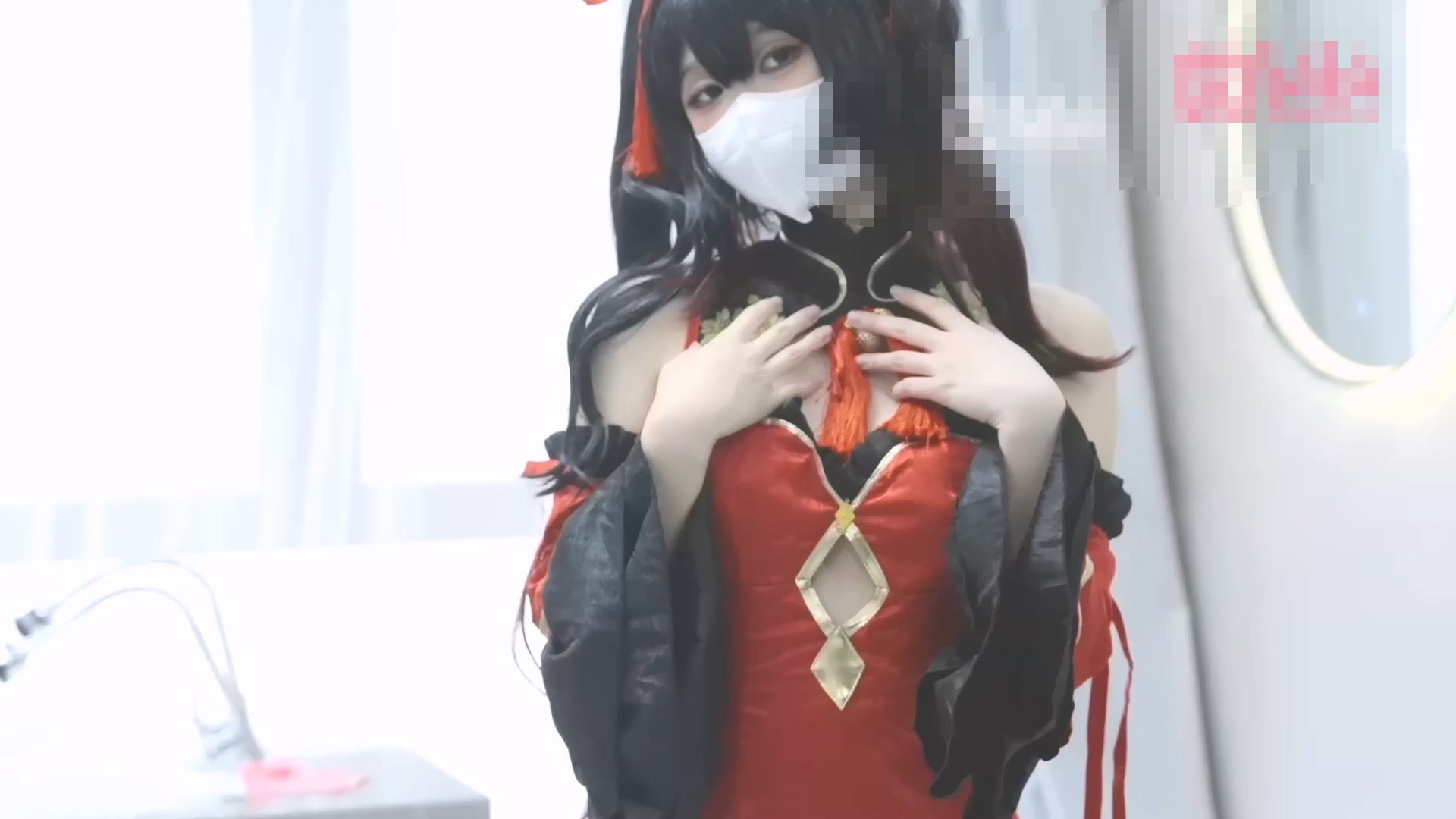 妄妄- 二次元时崎狂三真人Cos白虎秀 蹂躏肉棒吸吮龟头责 真空负压挑逗马眼 湿嫩白虎窄穴榨精狂飙[372M