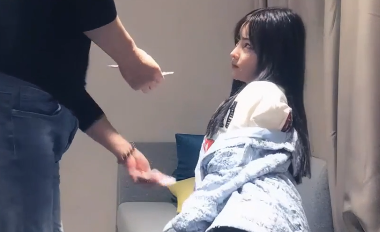 [探花]战狼行动4部曲 蓝衣上下集+红衣+兔女郎(1.5G)
