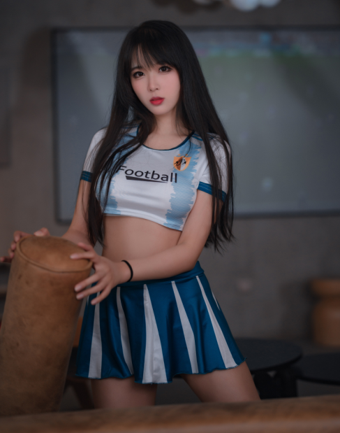 cos-轩萧学姐-足球宝贝(64P,1V,253M)