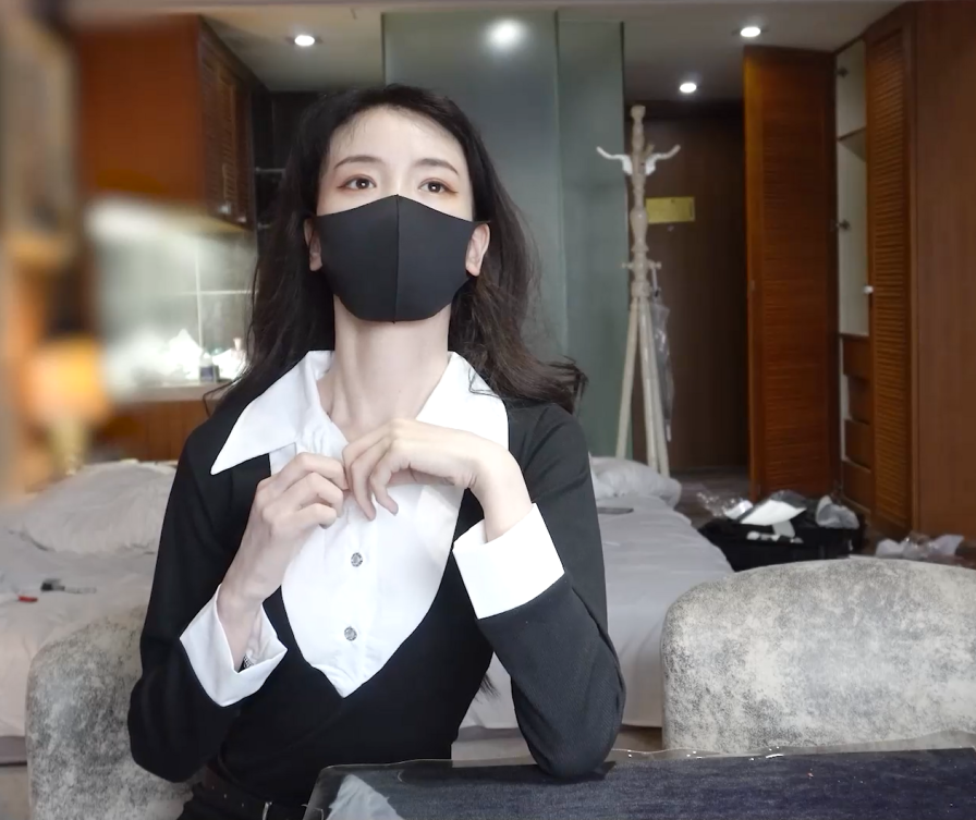 超高颜值御姐-冉冉学姐-黑丝财政官(1V,383M)